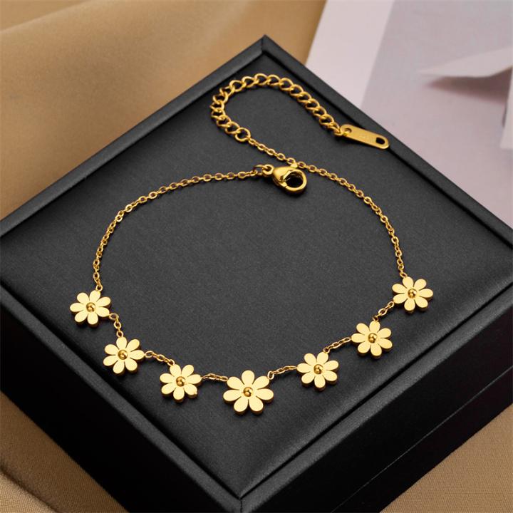 7 Flowers Charm Chain Choker Necklace