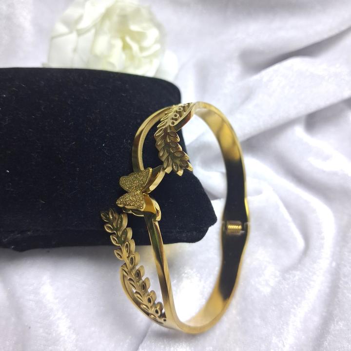 Golden Butterfly Leaf Bracelet