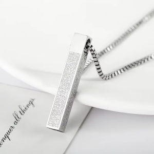Ayat Al-Kursi Pendant Locket – Silver Edition