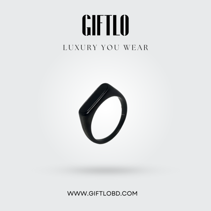 Eclipse Ring – Matte Black Edition | Giftlo Exclusive