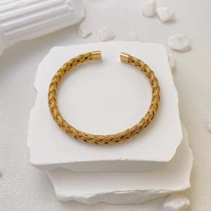 Classic Twine Cuff – Gold Edition | Giftlo Exclusive