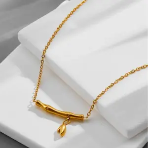 Elegant Bamboo Pendant Necklace