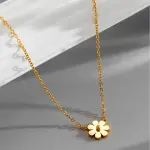 Gold Flower Pendant Necklace